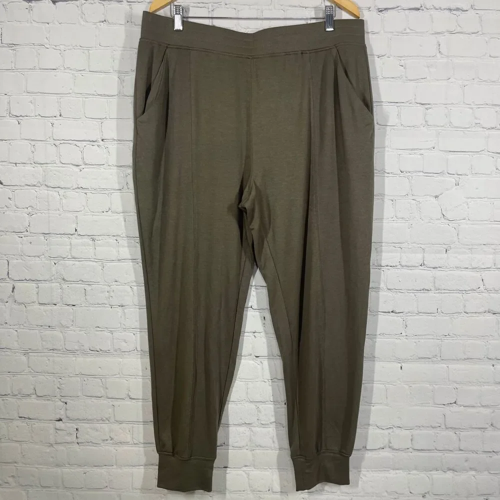 Cable & Gauge Womens Plus 1X Tapared Crop Pants Green Pull On Comfort Stretch - Picture 1 of 12